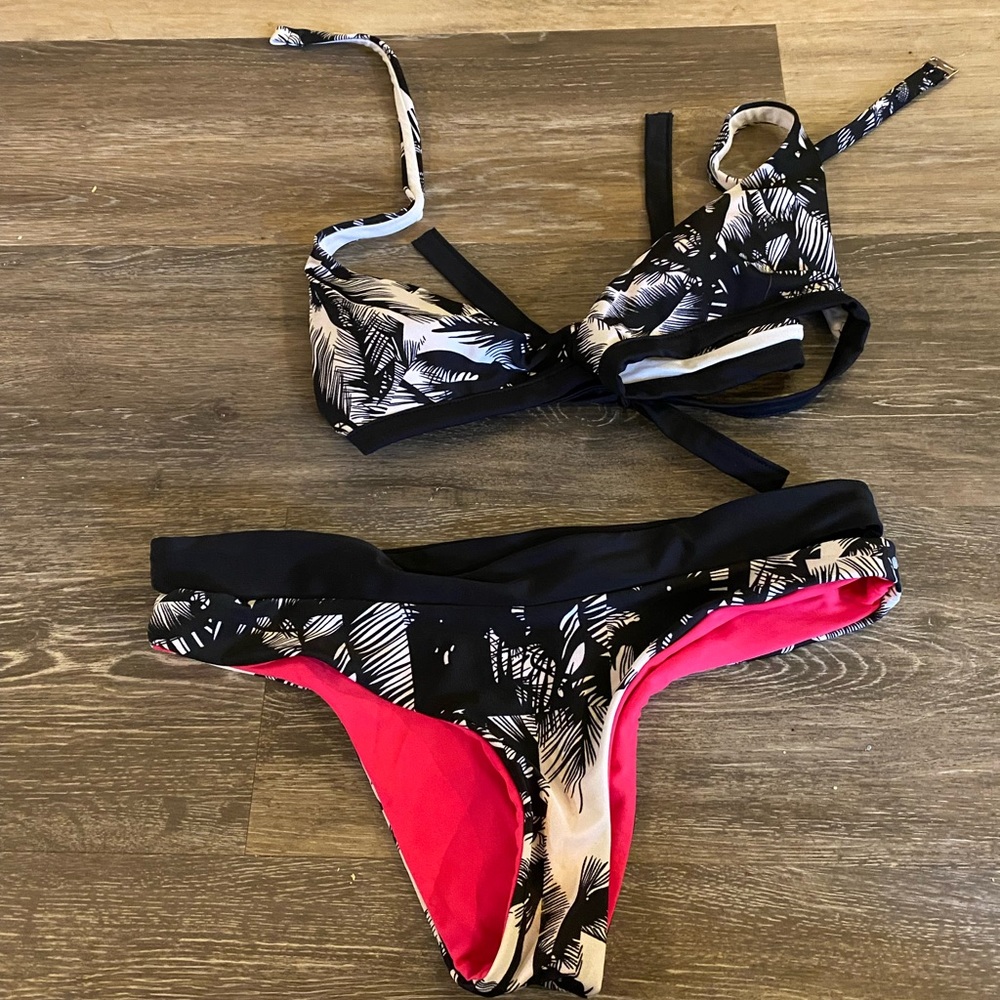 Fabletics reversible bathing suit size S